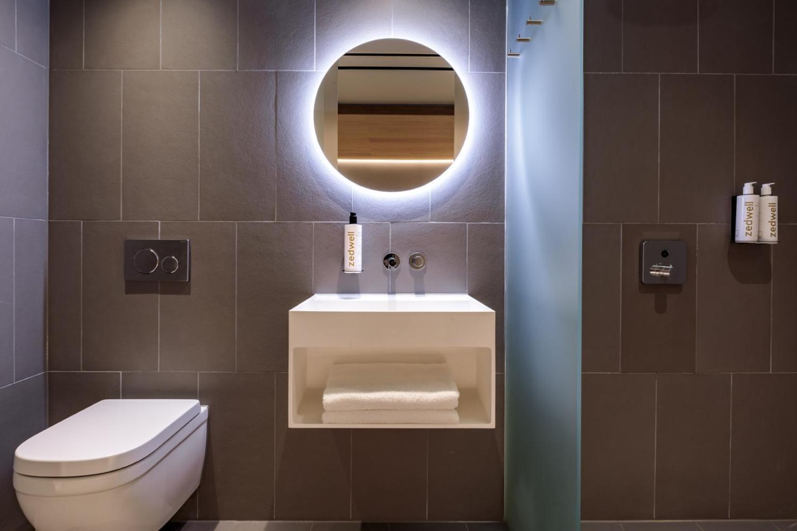Zedwell Underground Hotel Tottenham Court Rd Londres Quarto foto