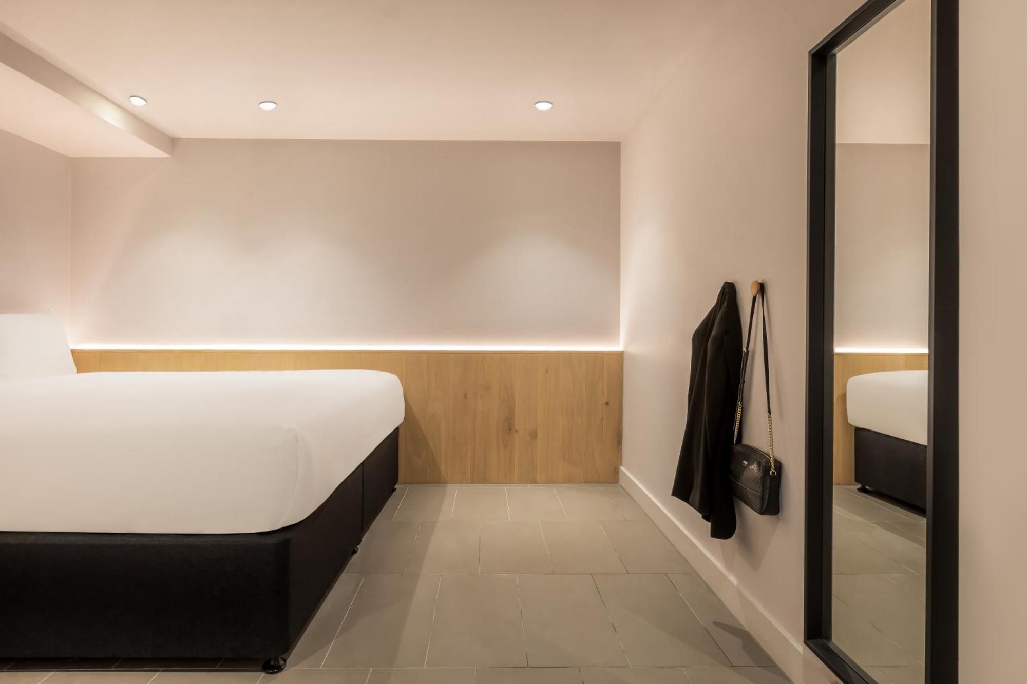 Zedwell Underground Hotel Tottenham Court Rd Londres Quarto foto