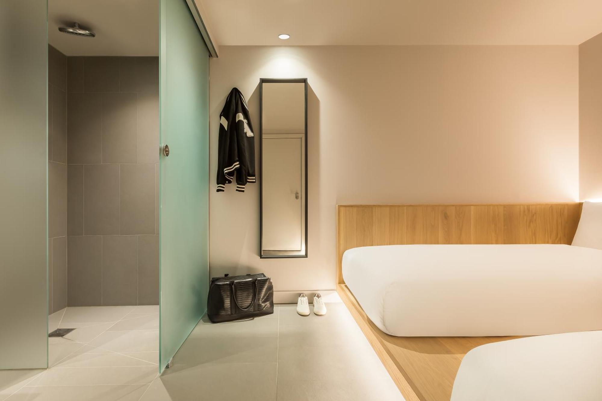 Zedwell Underground Hotel Tottenham Court Rd Londres Quarto foto