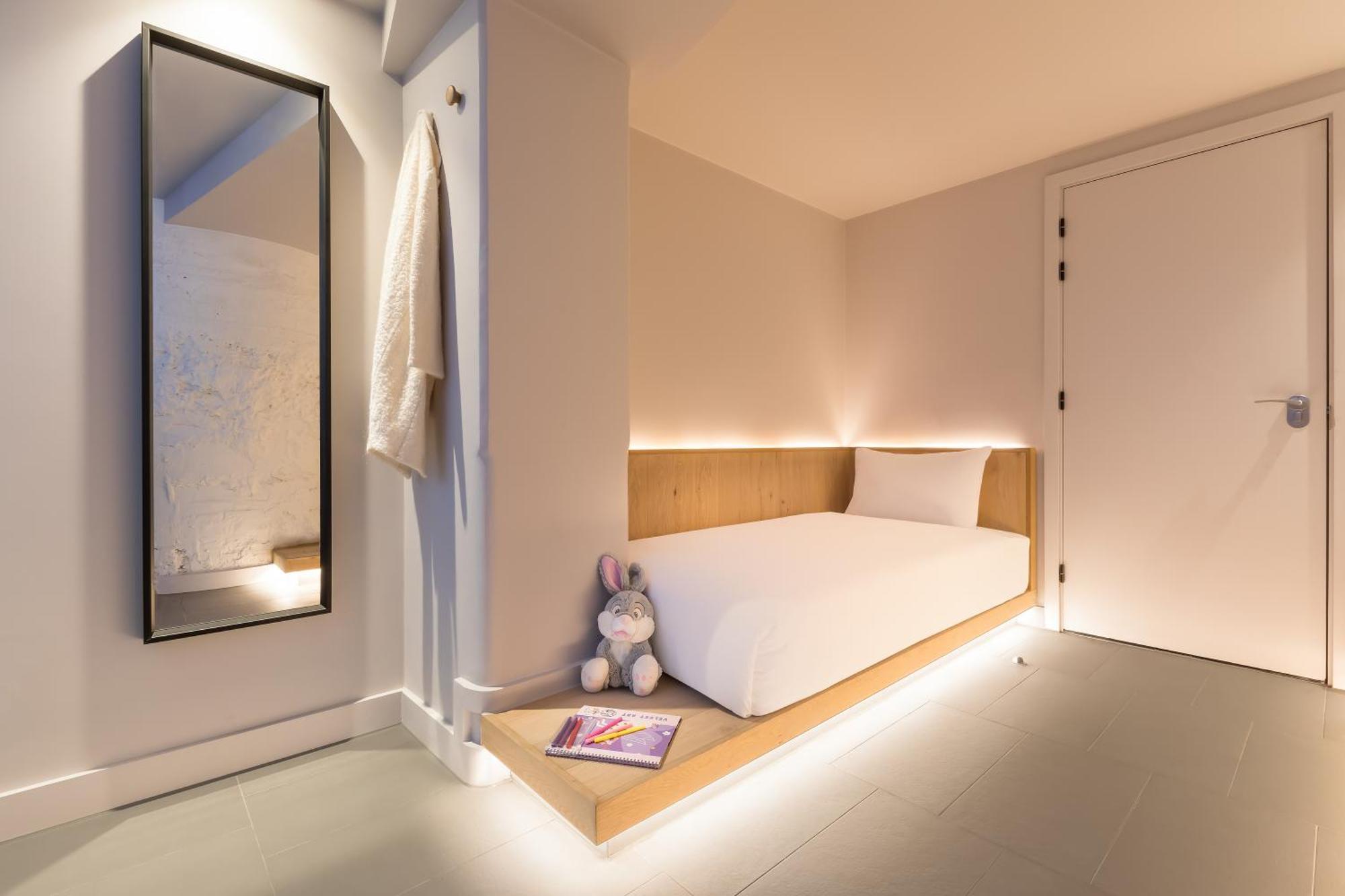 Zedwell Underground Hotel Tottenham Court Rd Londres Quarto foto